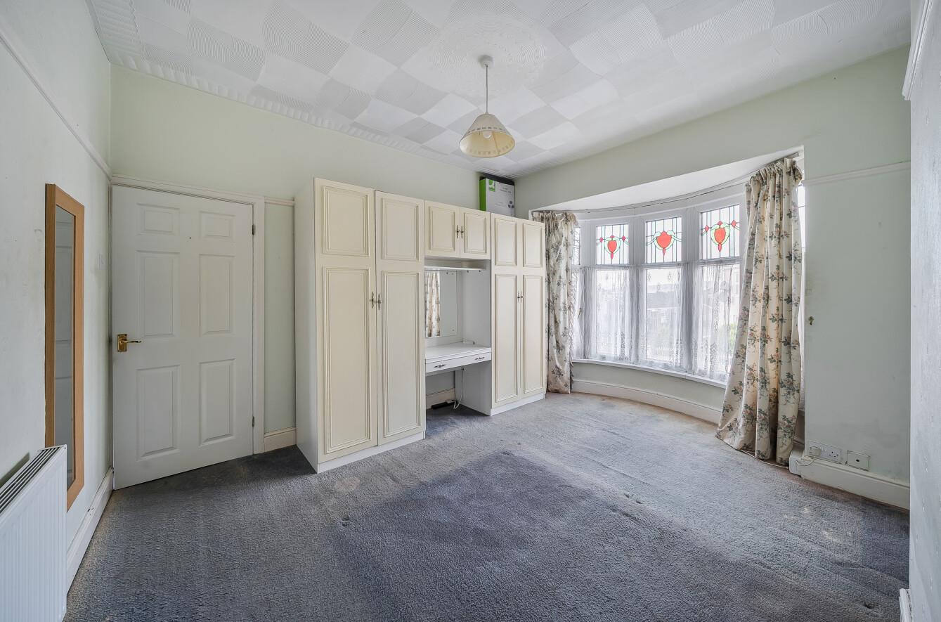 Queen Victoria Road, Llanelli, SA15 2TR